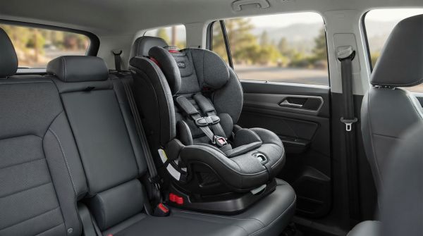 Les meilleurs produits pour un siège auto impeccable